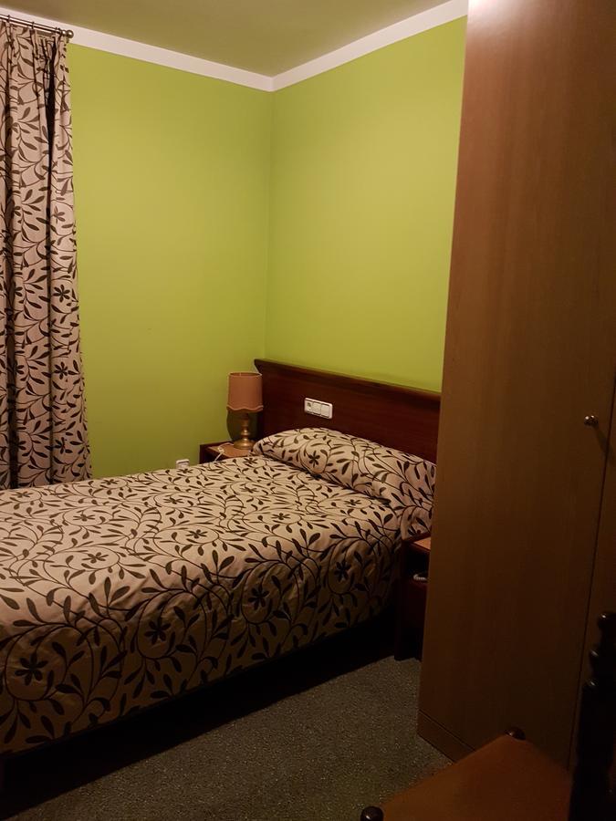 Hotel Don Pelayo Arbos ภายนอก รูปภาพ