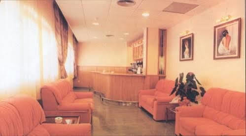 Hotel Don Pelayo Arbos ภายนอก รูปภาพ
